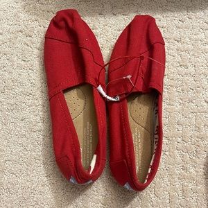 Brand new Toms shoes